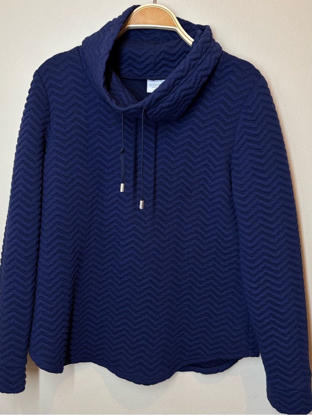 Chicos size 1, Women's Navy Quilted Funnel Neck Pullover Sweater, medium
